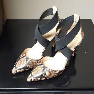 Cole haan snake skin pump